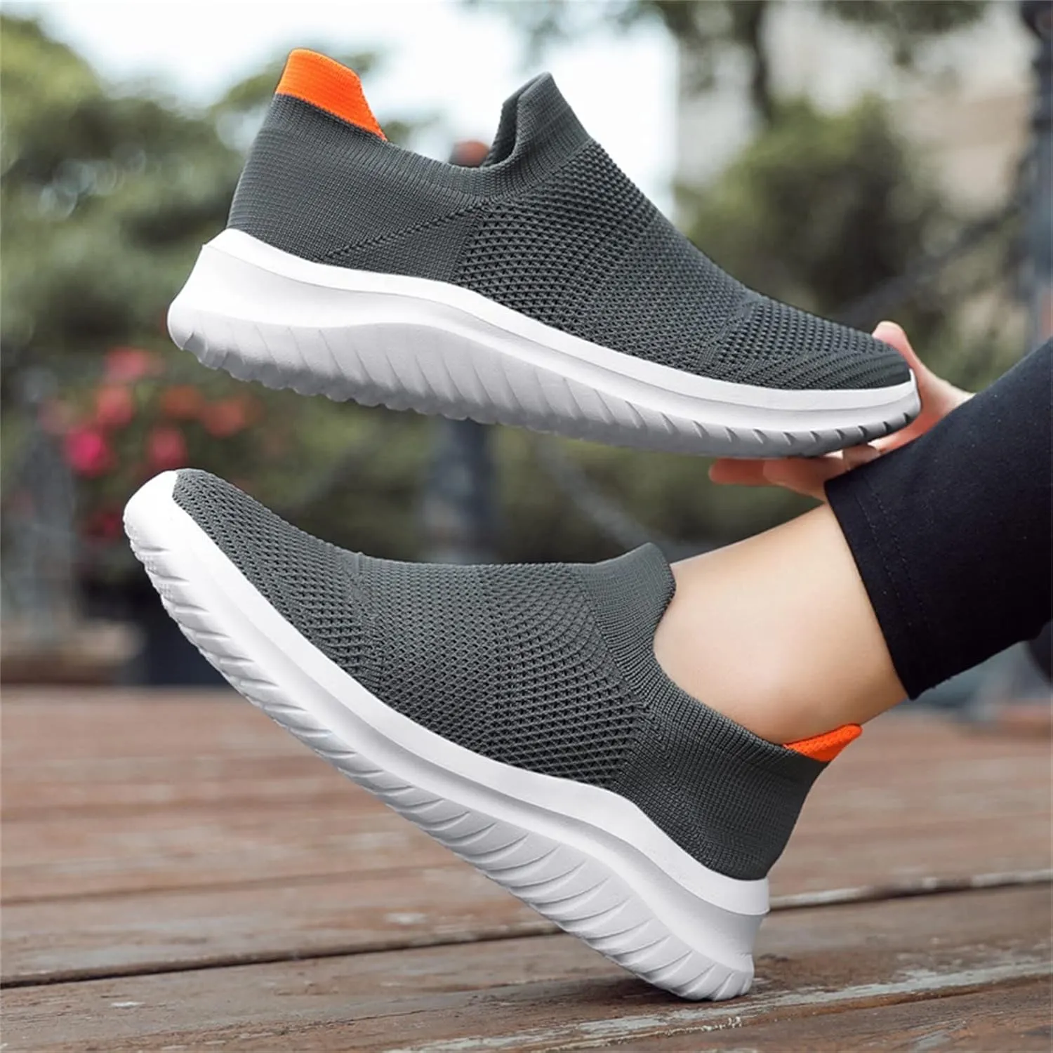 Arch Support Platform Sneakers for Women Lightweight Casual Sneakers for Gym Travel Work Business Casual Shoe