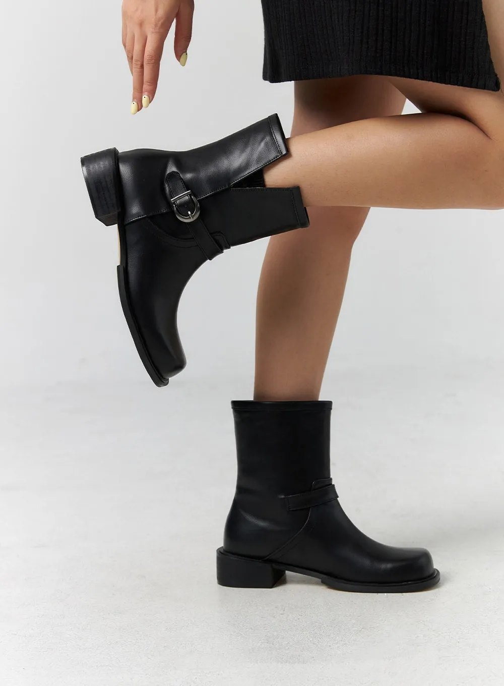 Buckle Faux Leather Boots CS308