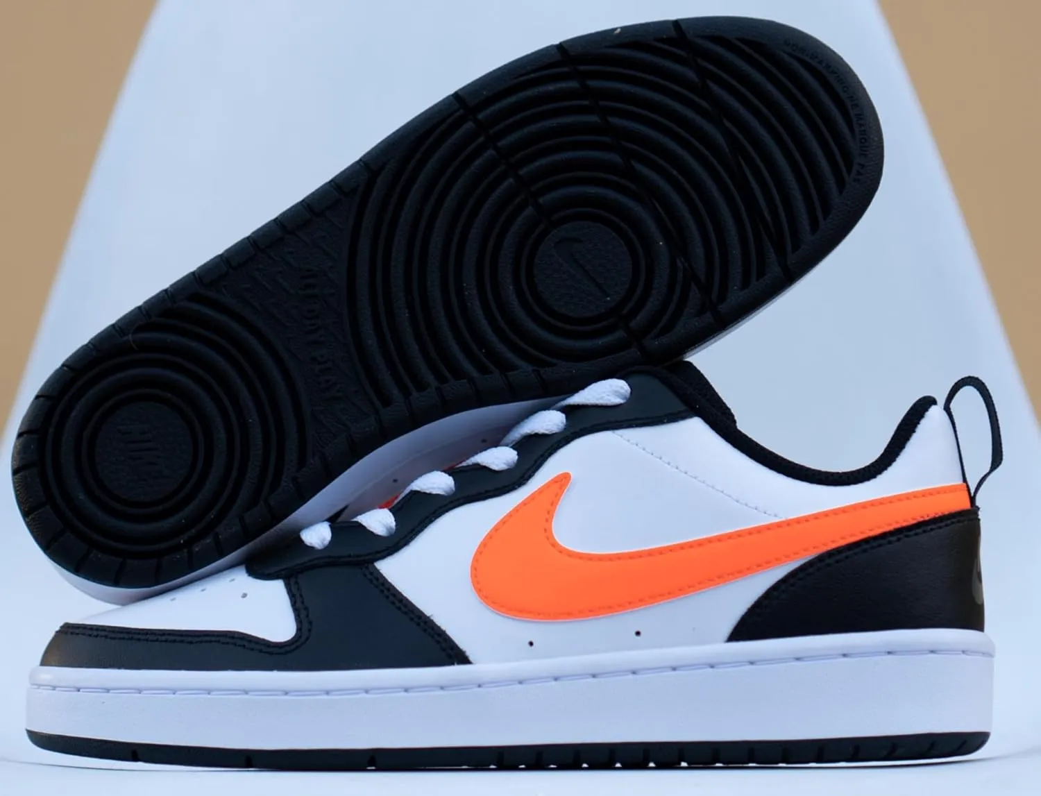 Nike Boy's Competition Running Shoes Sneaker, 27