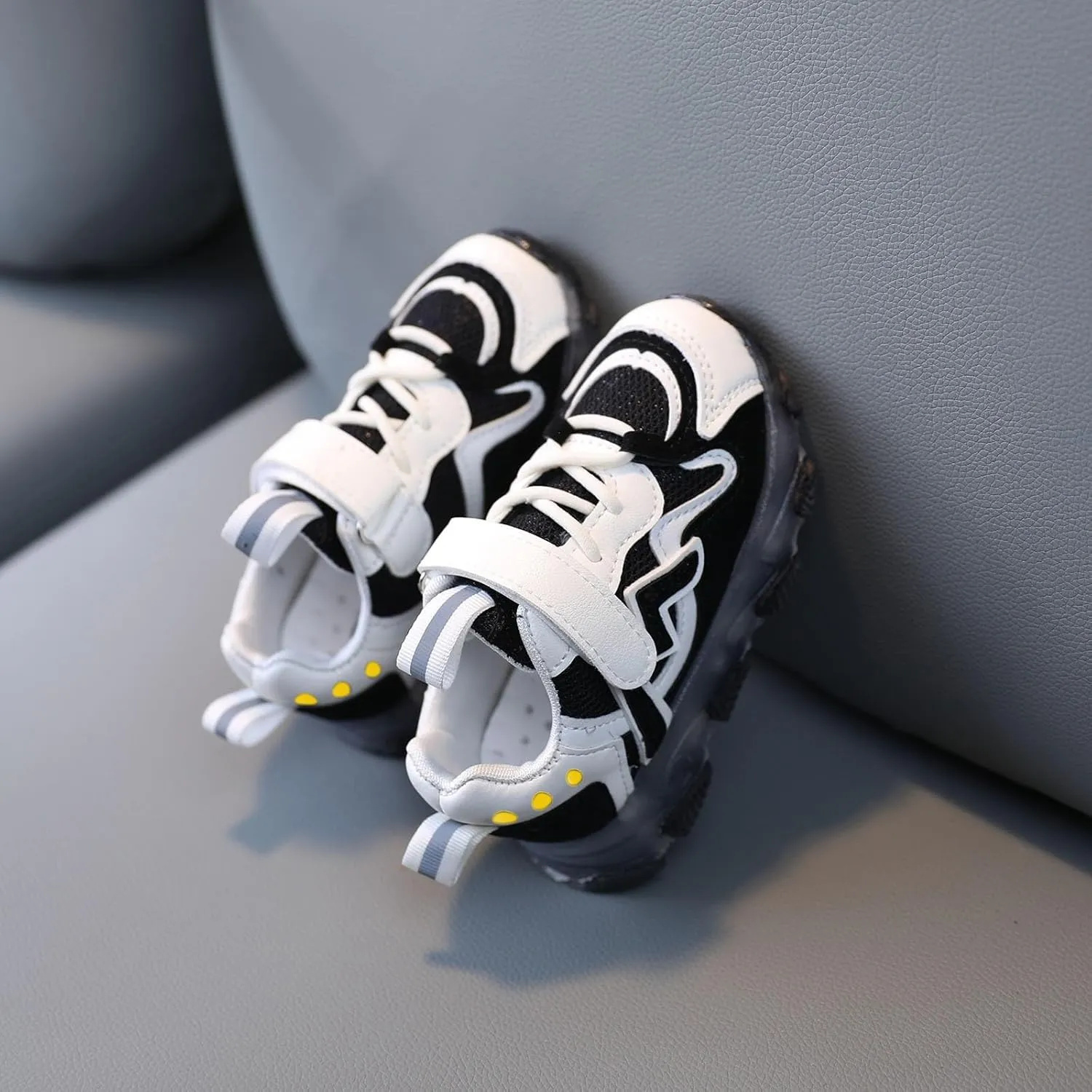 Toddler Boys Girls Light Up Shoes Mesh Lace up Luminous Running Shoes Thick Sole Anti-Slip Flashing Led Sneaker