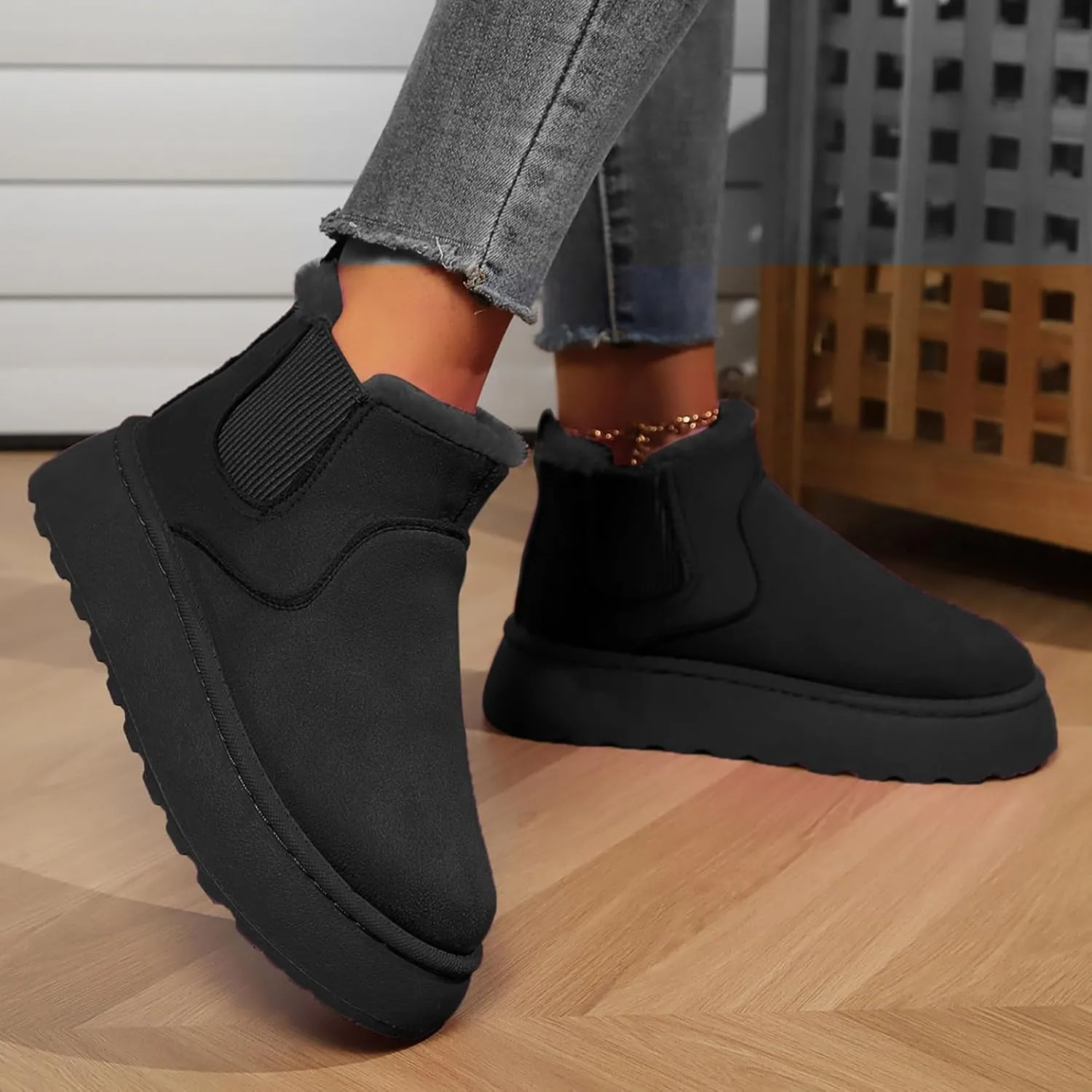 Women Leather Boots Winter Thick Sole With Plush Insulation Short Tube And Cotton Snow Boots Short Snow Boots