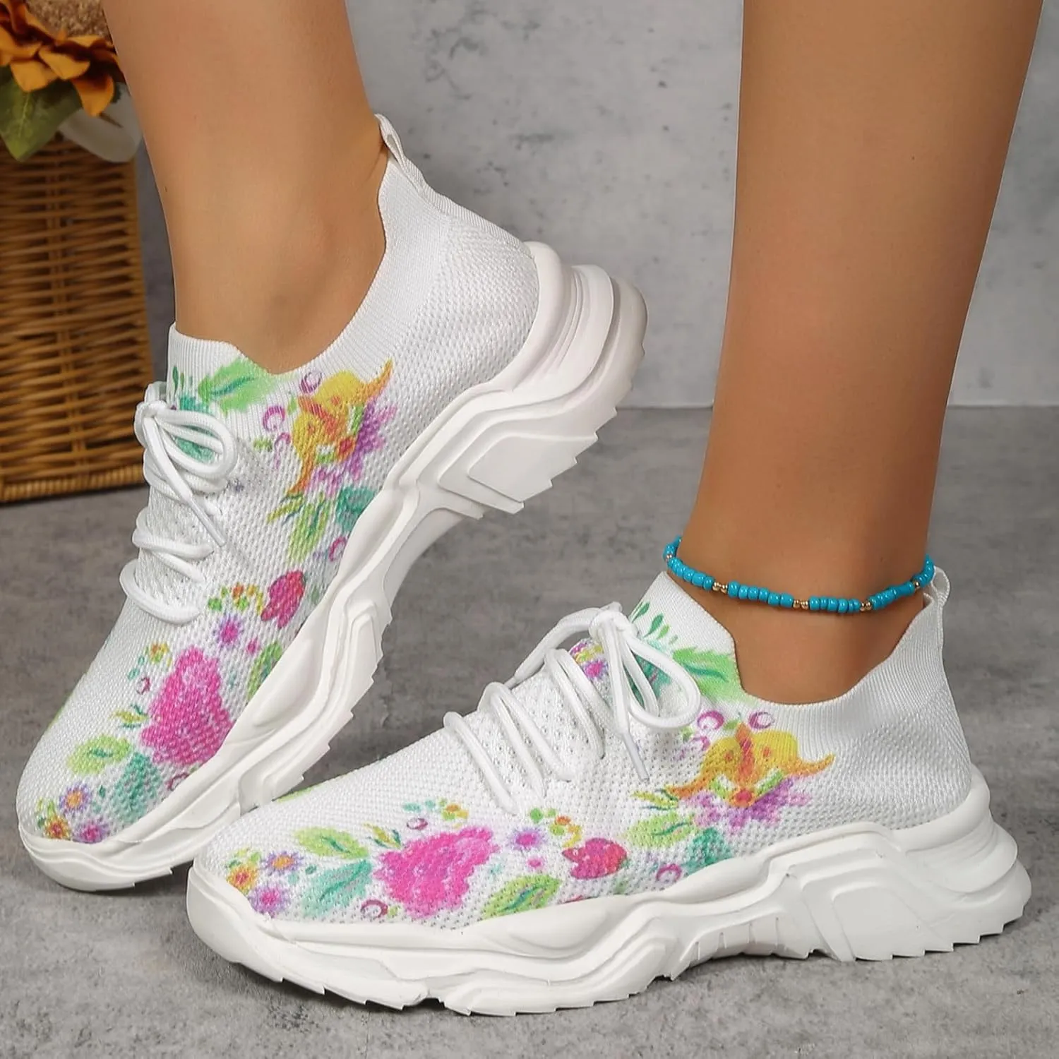 Women's Casual Breathable Mesh Sneakers Lightweight Slip on Walking Running Shoes Outdoor Casual Fitness Shoe