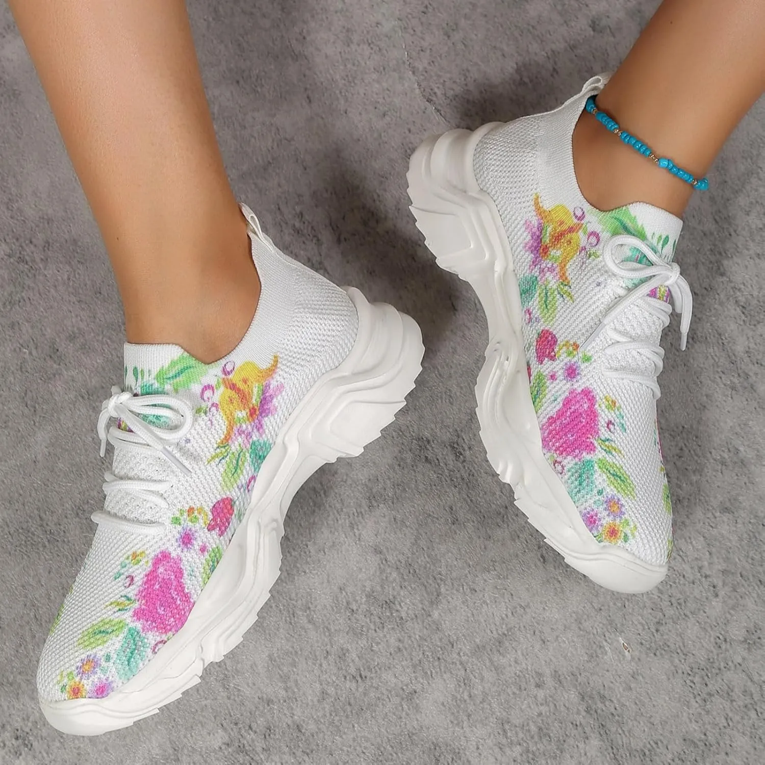 Women's Casual Breathable Mesh Sneakers Lightweight Slip on Walking Running Shoes Outdoor Casual Fitness Shoe