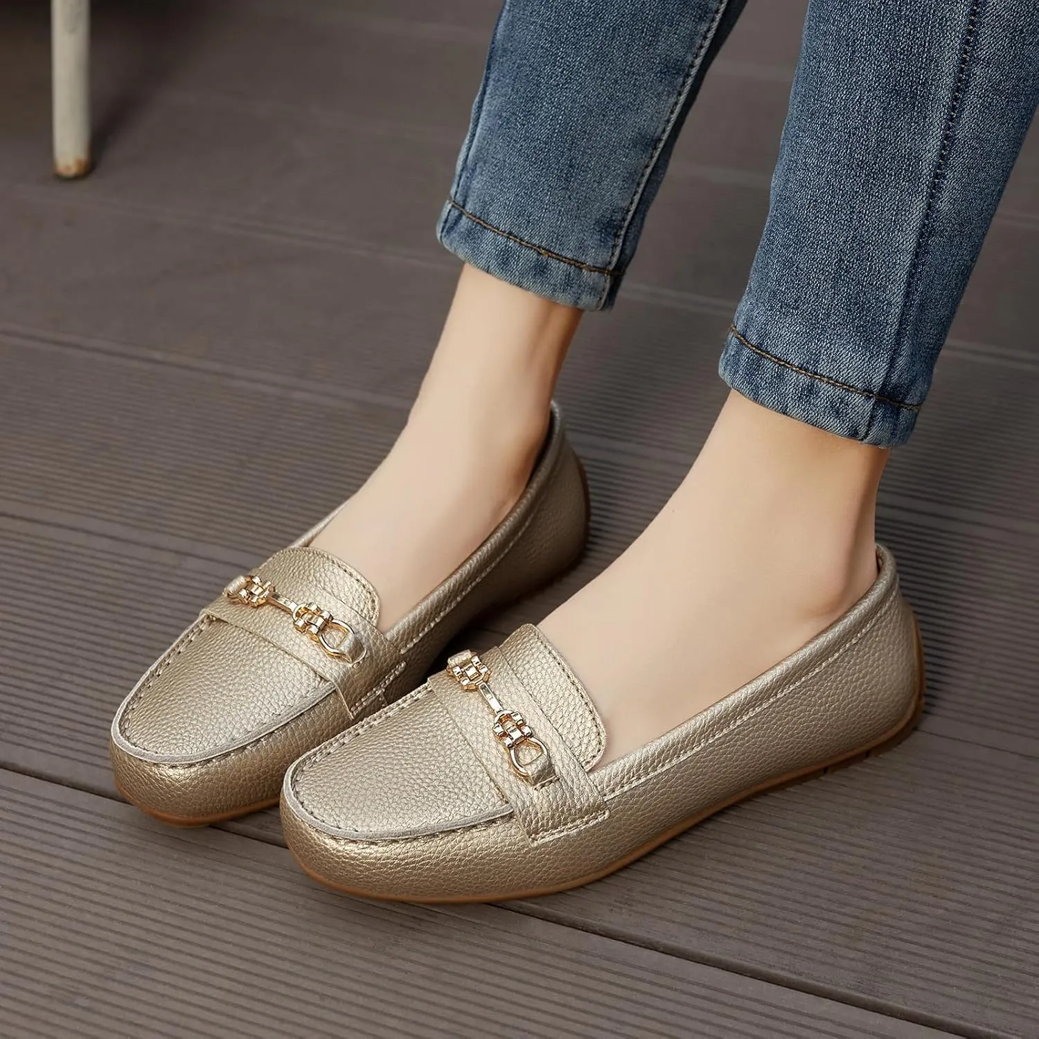 Women's Comfortable & Lightweight Leather Loafers Slip-Ons Driving Mocs Walking Shoes Cute Business Casual Dress Shoes Work Flats for Women