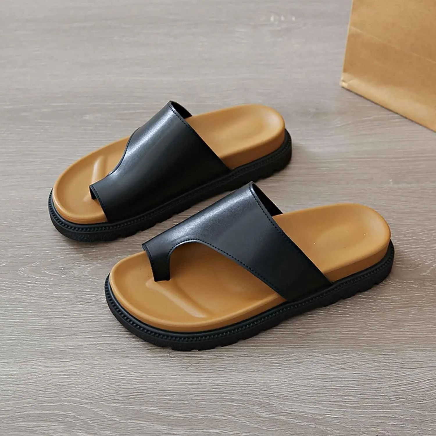 Women's Comfortable Thick Sole Flip Flops Summer Beach Sandals Casual Outdoor Slip On Slippers for Walking Travel